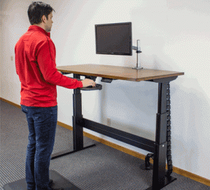 Регулируемый стол